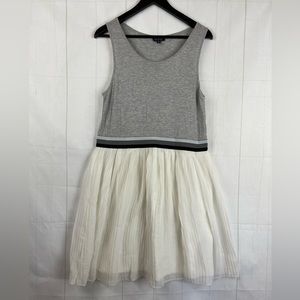 TOPSHOP Gray White Sleeveless Midi Dress Size 10